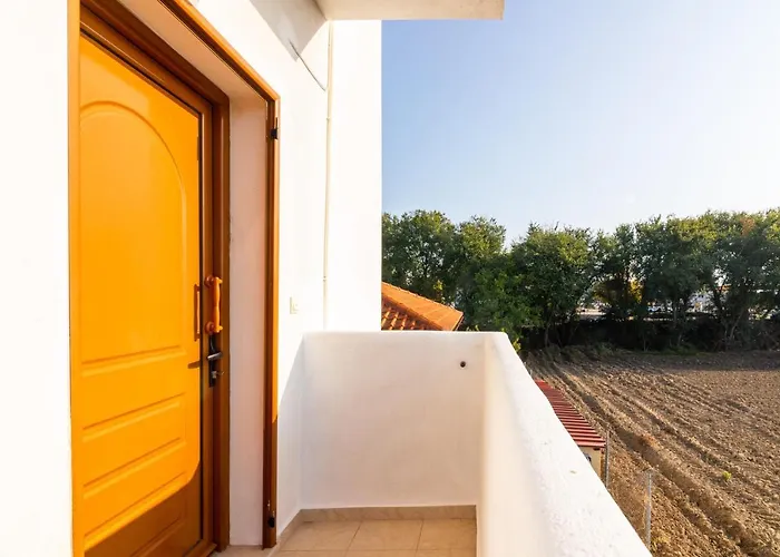 F & B Summer Collection - Kassandra - Fourka *